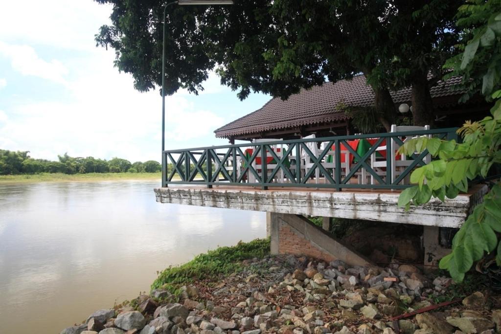 Vansana Nam Ngum Resort ビエンチャン エクステリア 写真