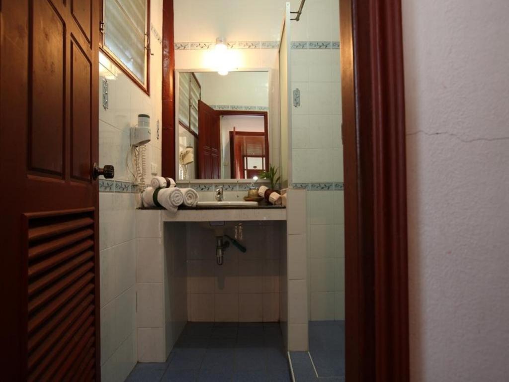 Vansana Nam Ngum Resort ビエンチャン 部屋 写真