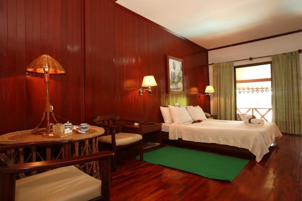 Vansana Nam Ngum Resort ビエンチャン 部屋 写真